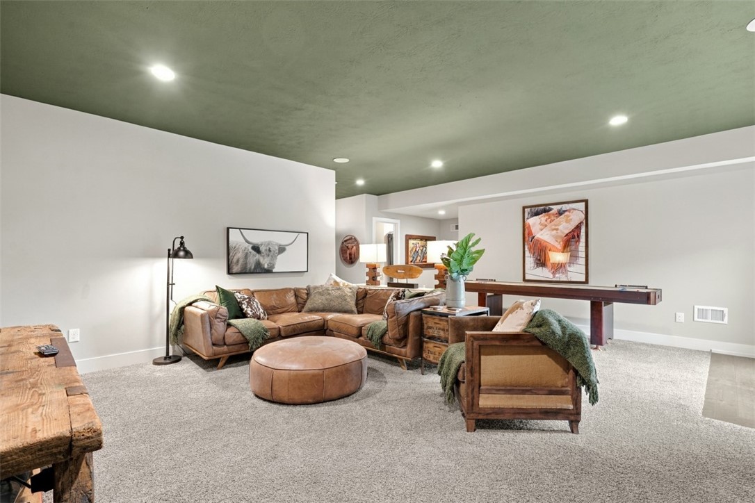505 Harvest View Dr