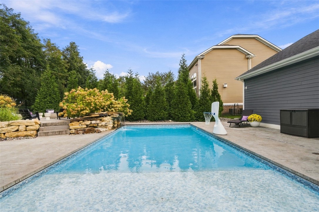 505 Harvest View Dr