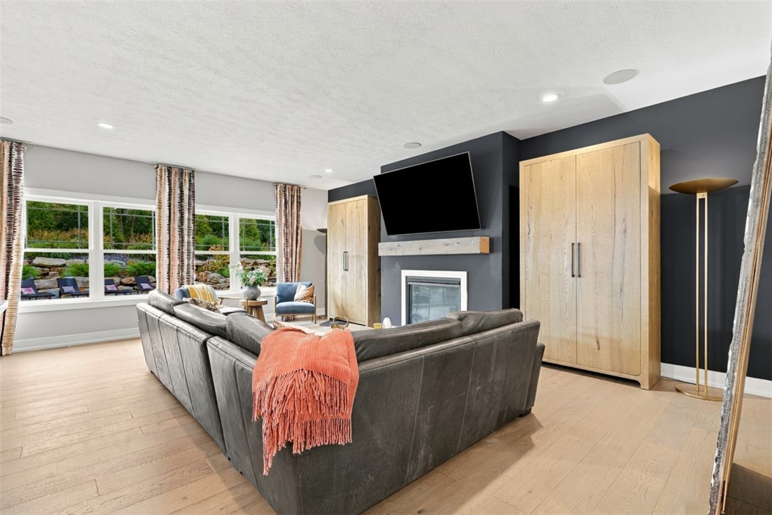 505 Harvest View Dr