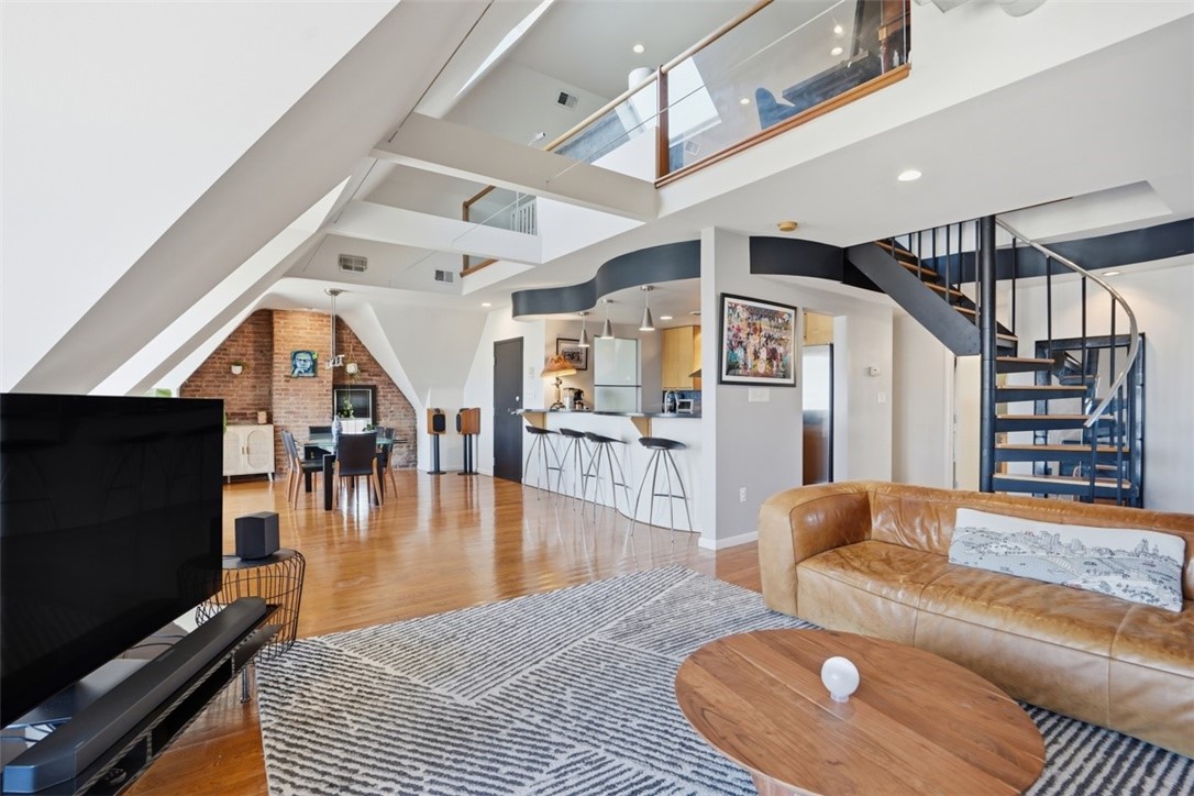 229 Grandview Avenue 3