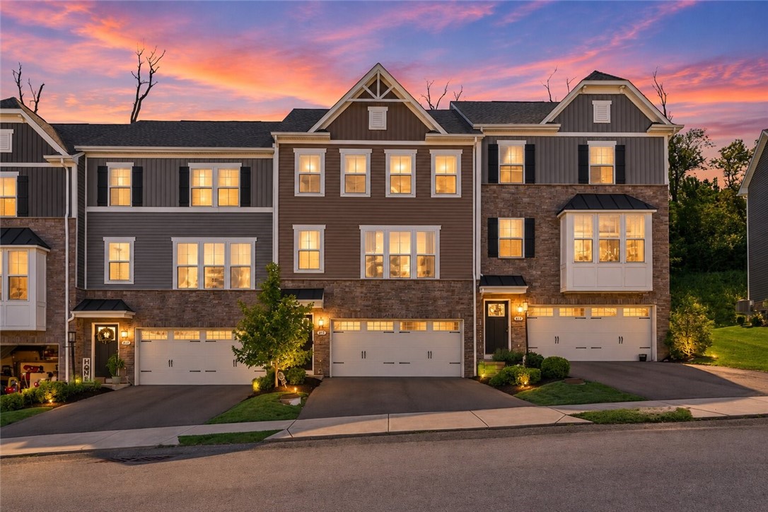 458 Greenwood Dr
