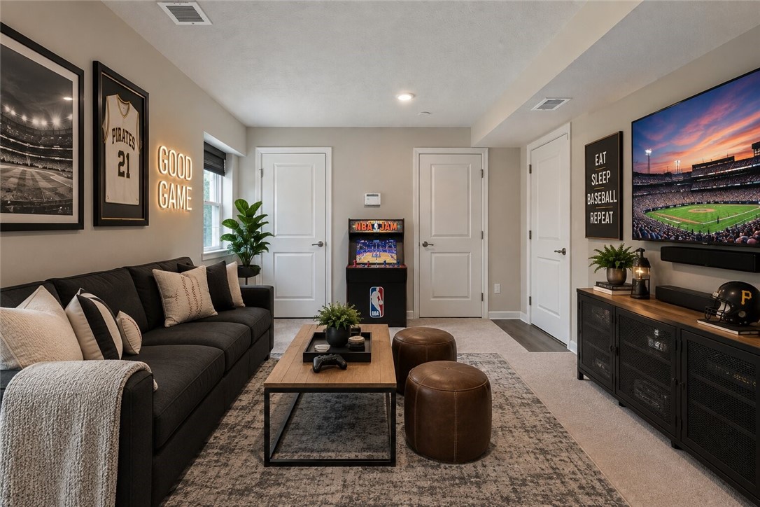 458 Greenwood Dr