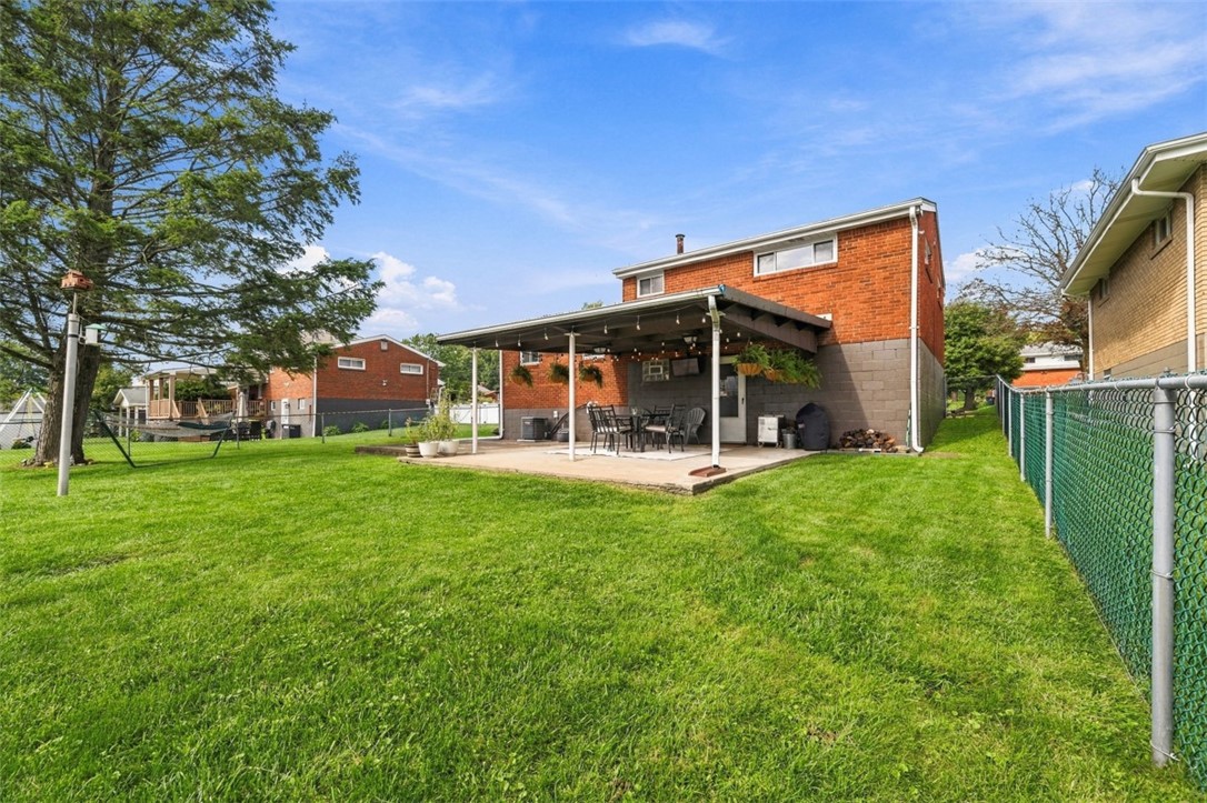 942 Lindsay Rd