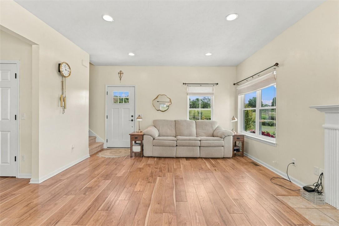 333 Fort Cherry Rd