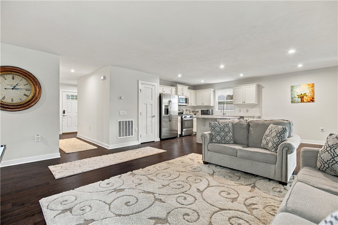 305 Brandi Lynn Ln
