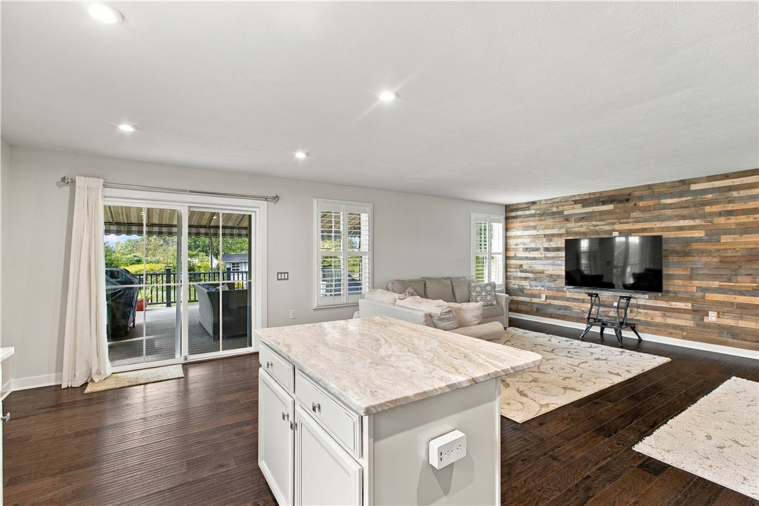305 Brandi Lynn Ln