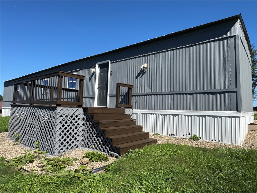 1858 Shenango Rd