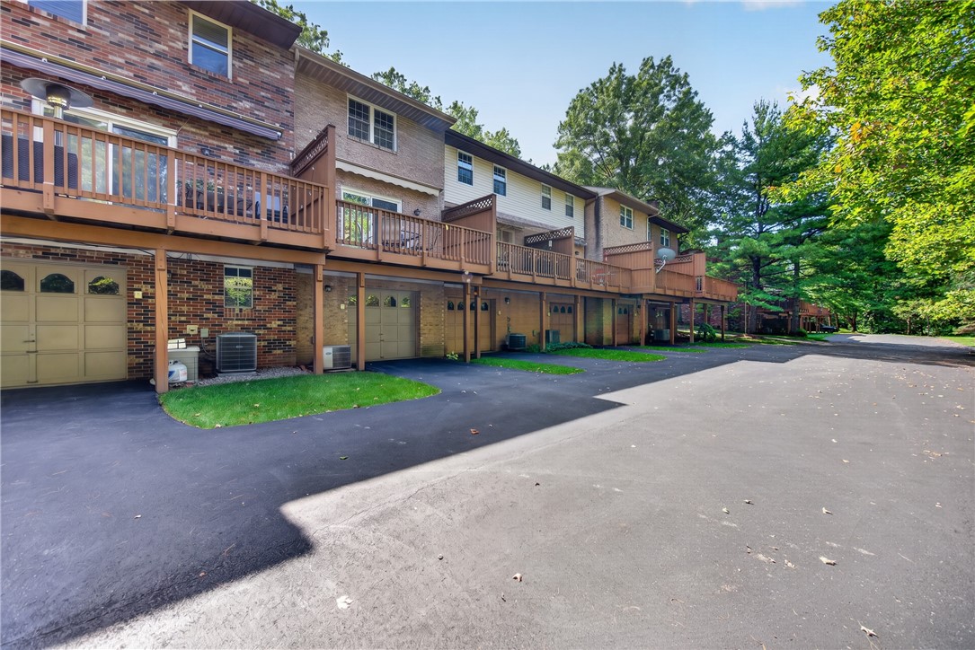 609 Westchester Dr