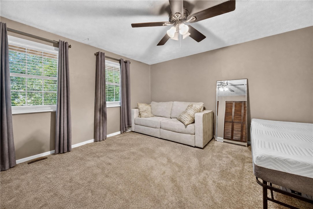 609 Westchester Dr
