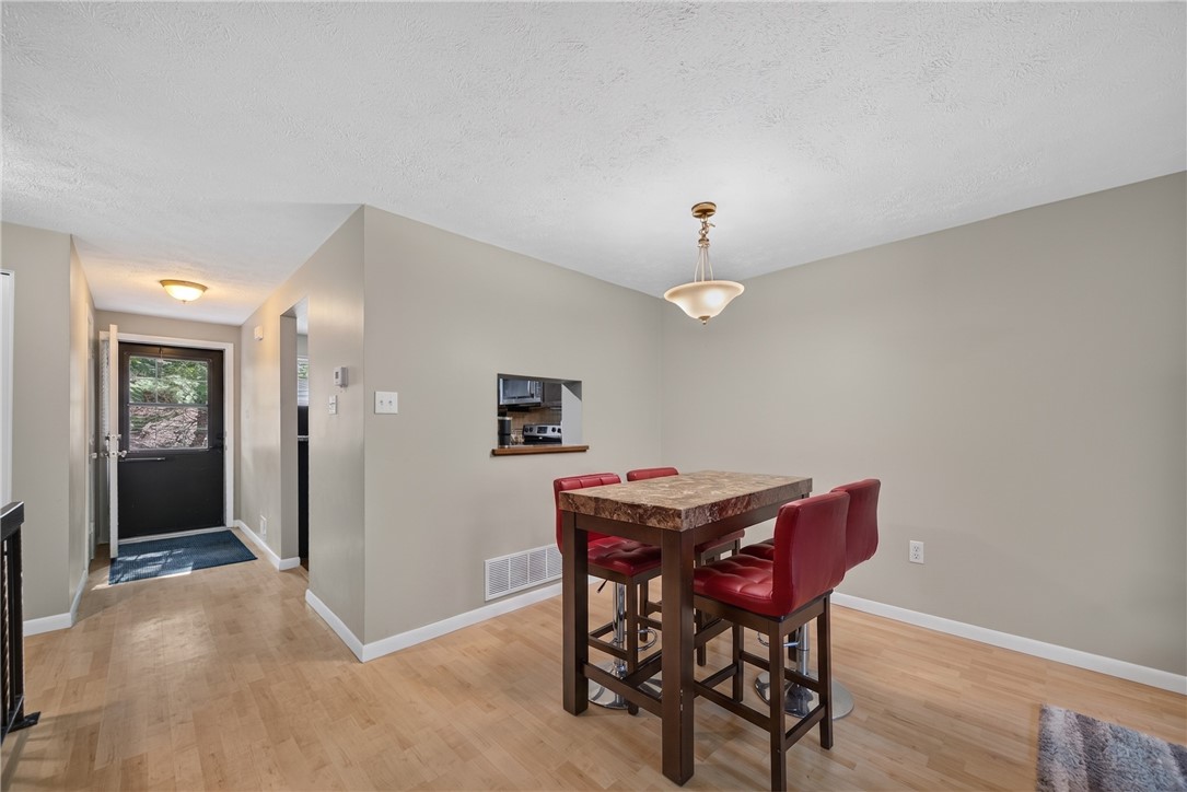 609 Westchester Dr