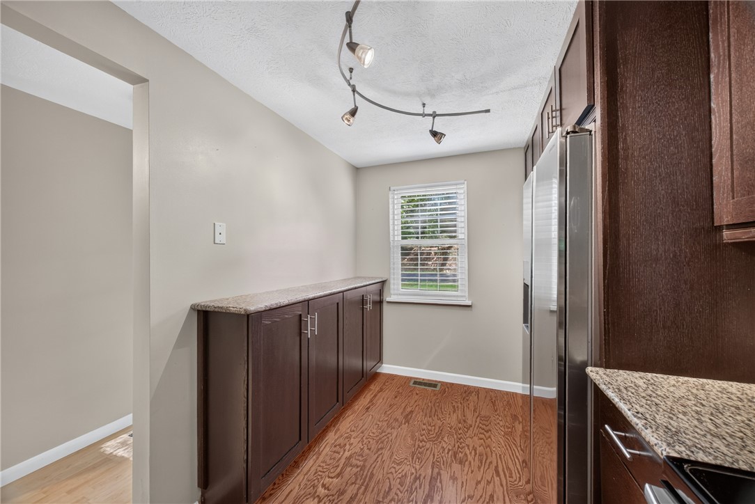 609 Westchester Dr