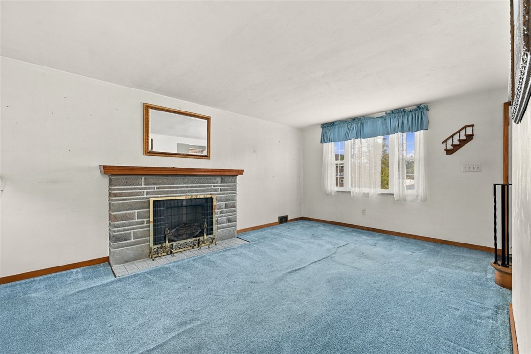 255 W Steuben St