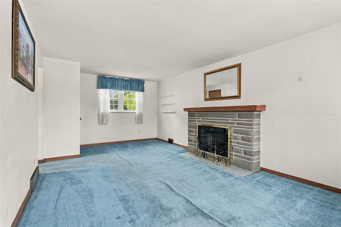 255 W Steuben St