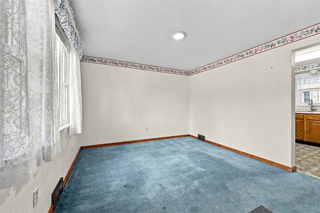 255 W Steuben St