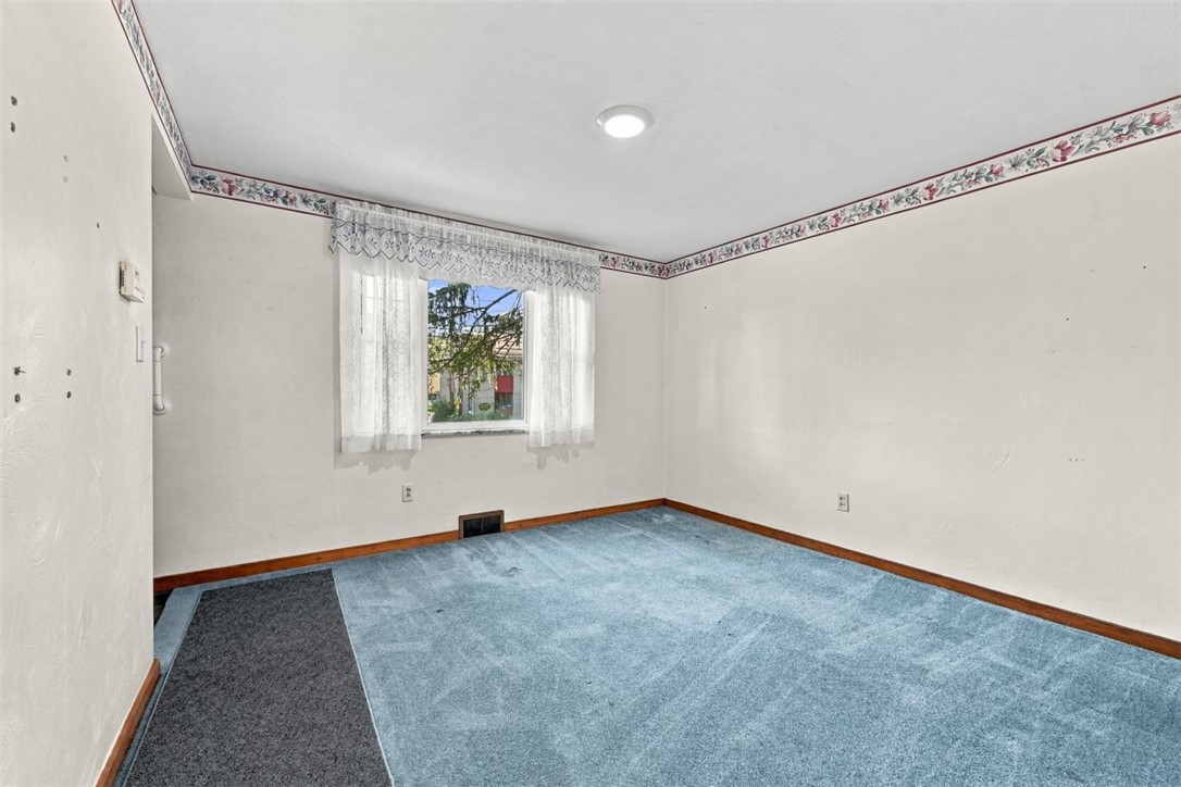 255 W Steuben St
