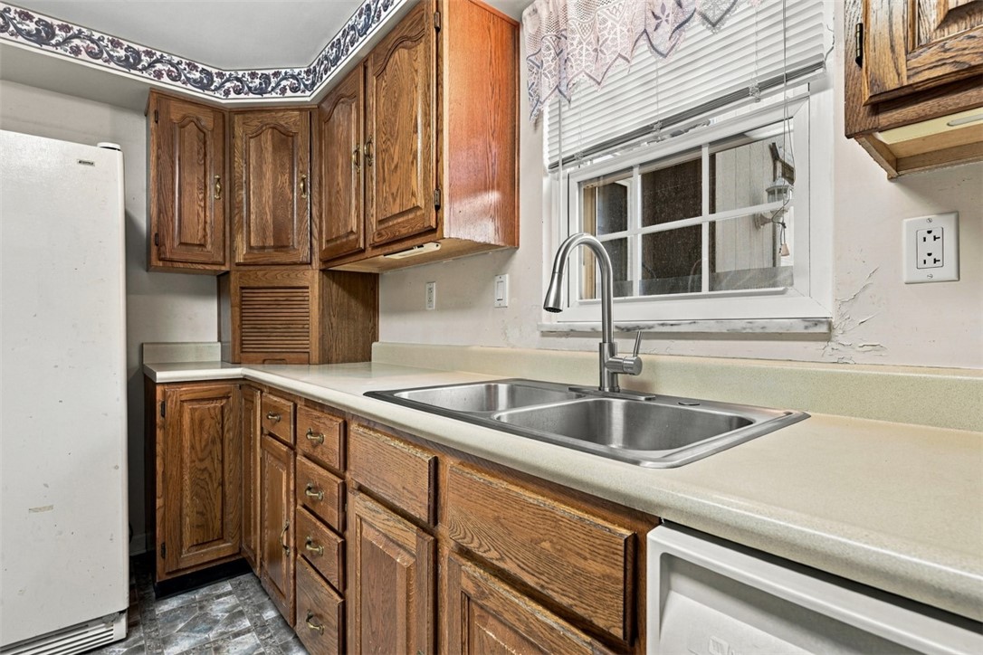 255 W Steuben St