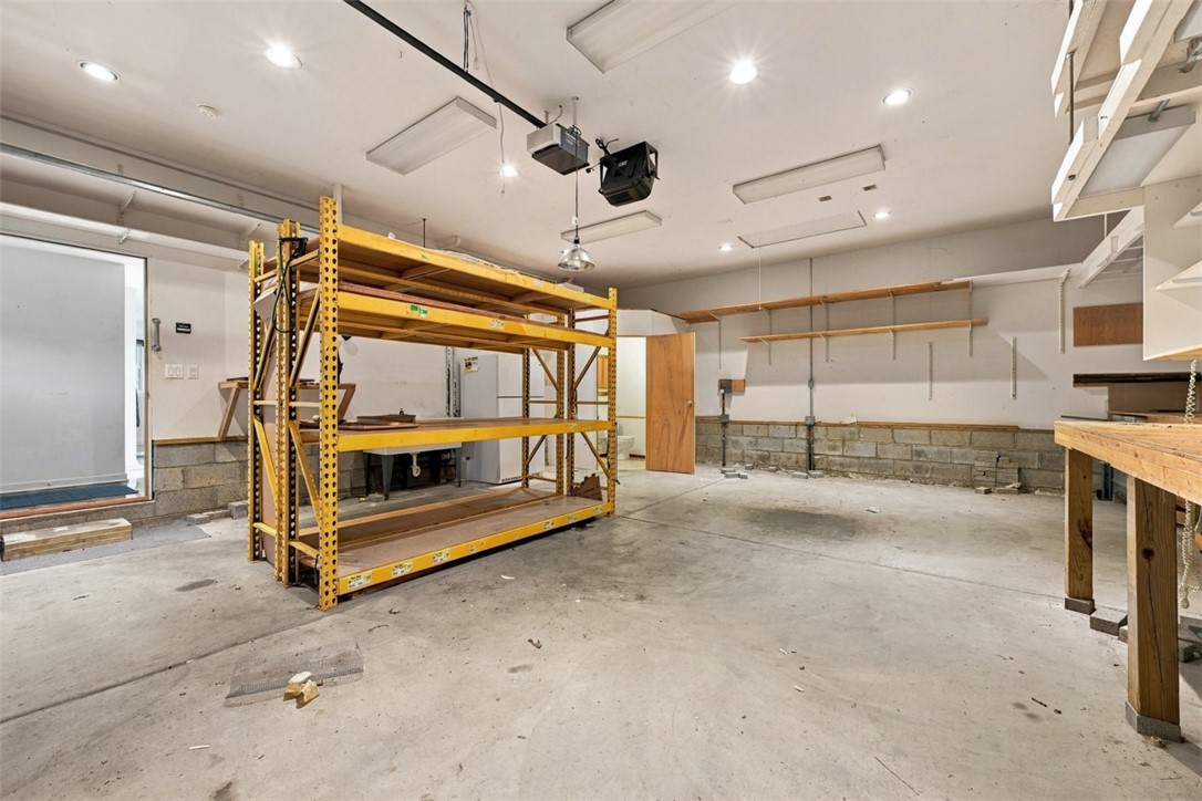 255 W Steuben St
