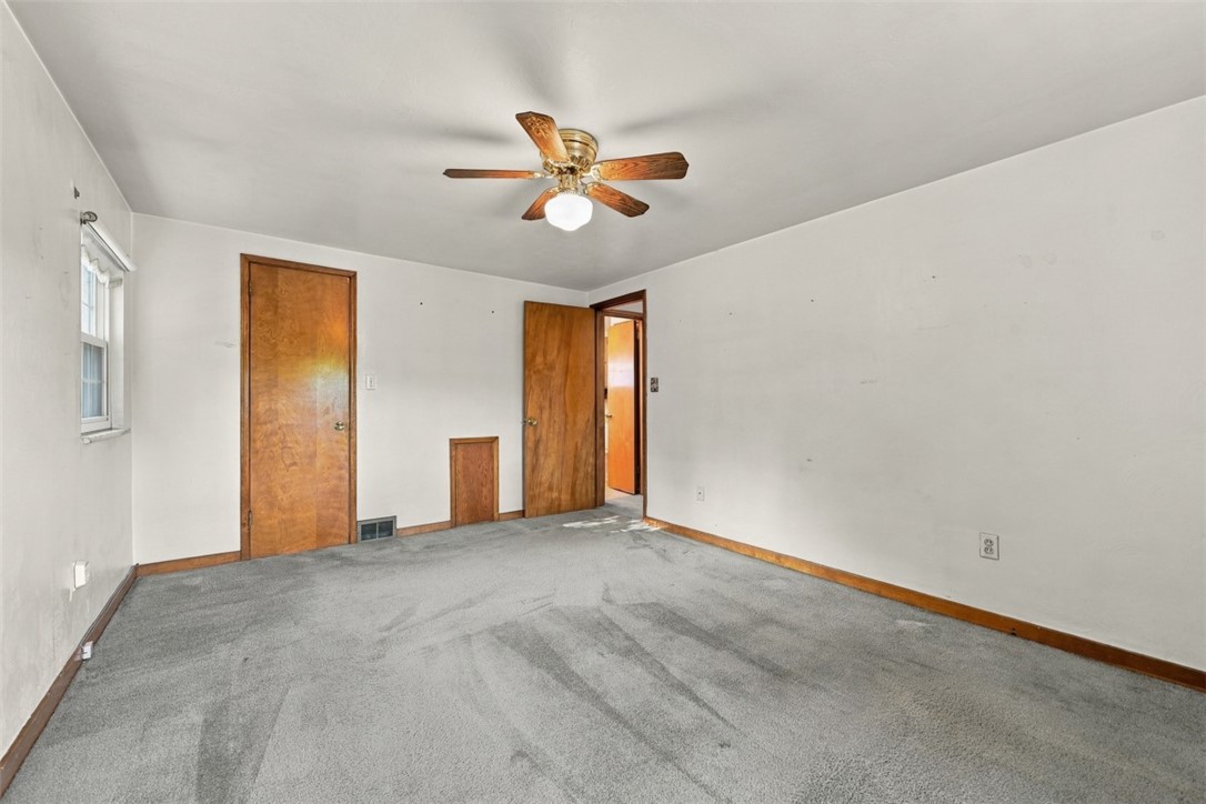 255 W Steuben St