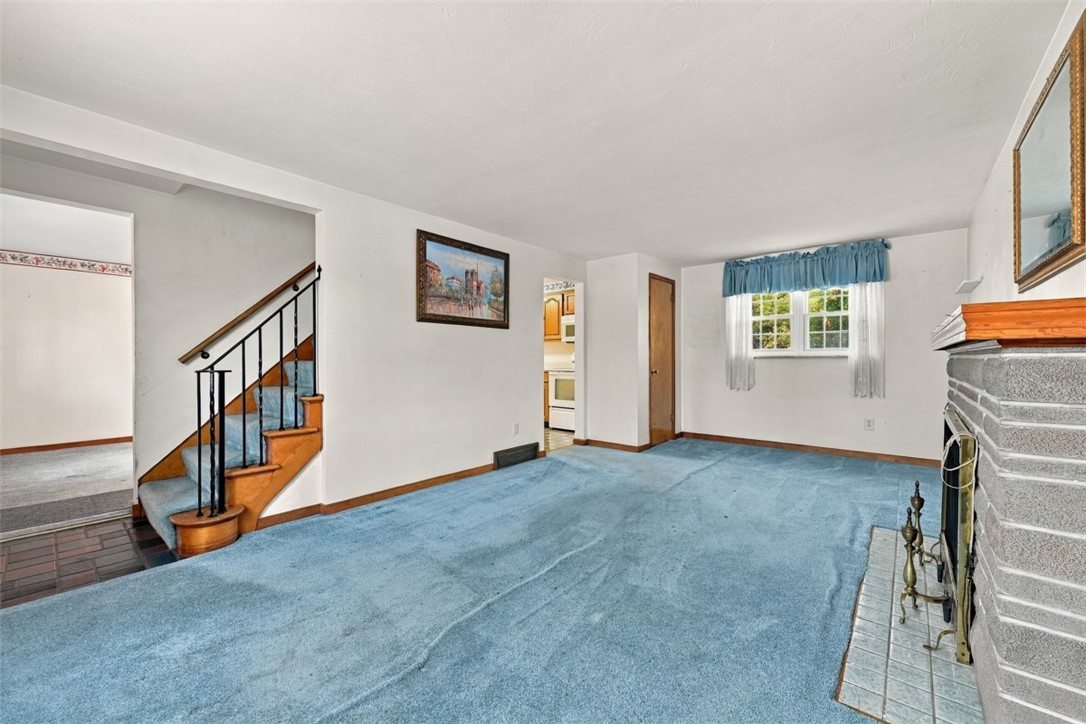 255 W Steuben St