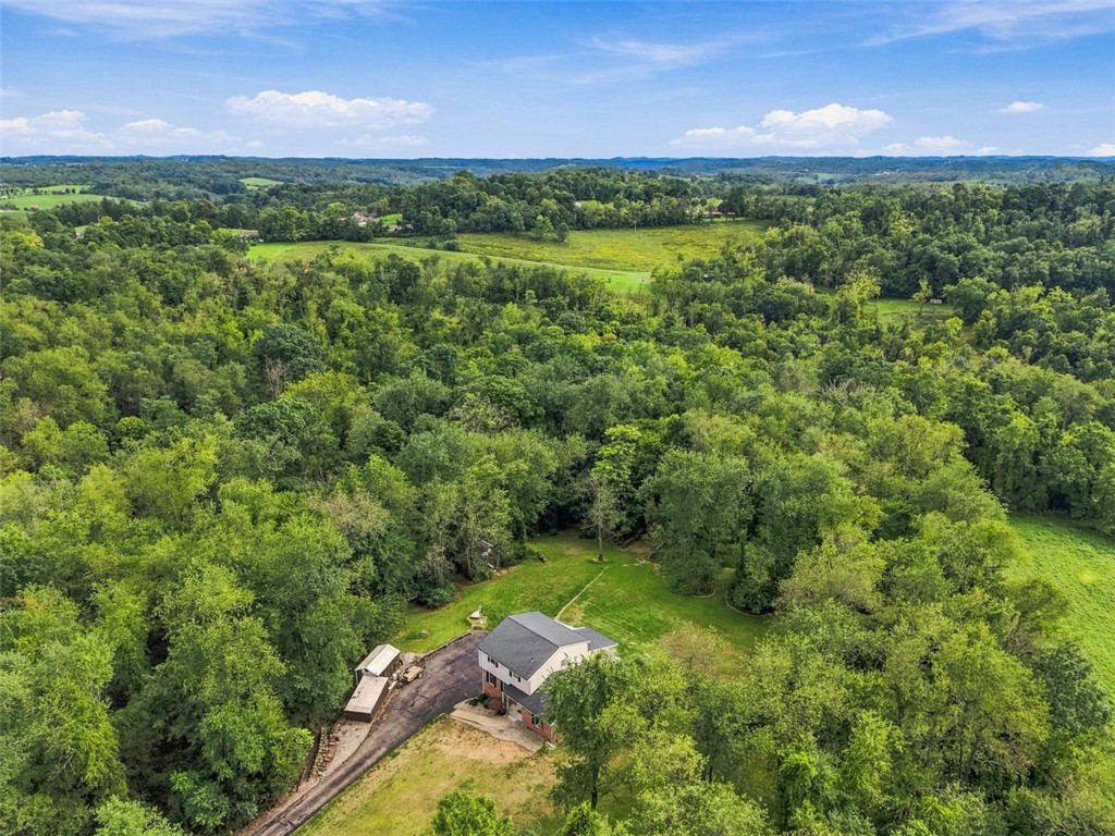 160 Hazlett Ln