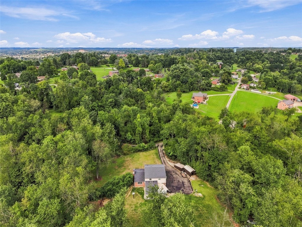 160 Hazlett Ln