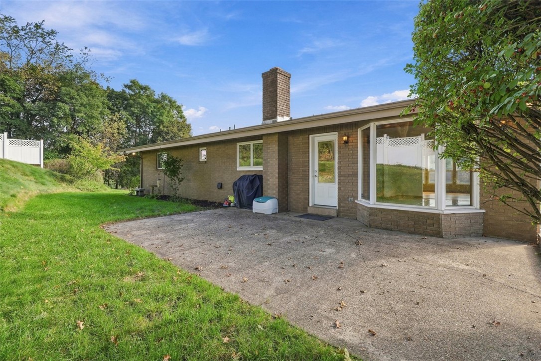 125 Schar Ct