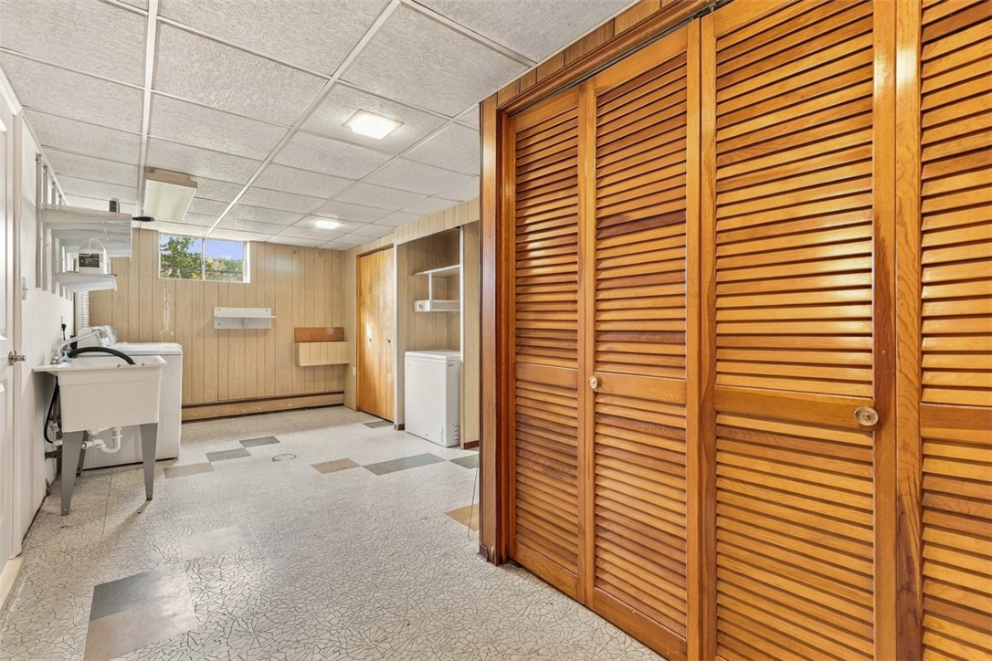 125 Schar Ct