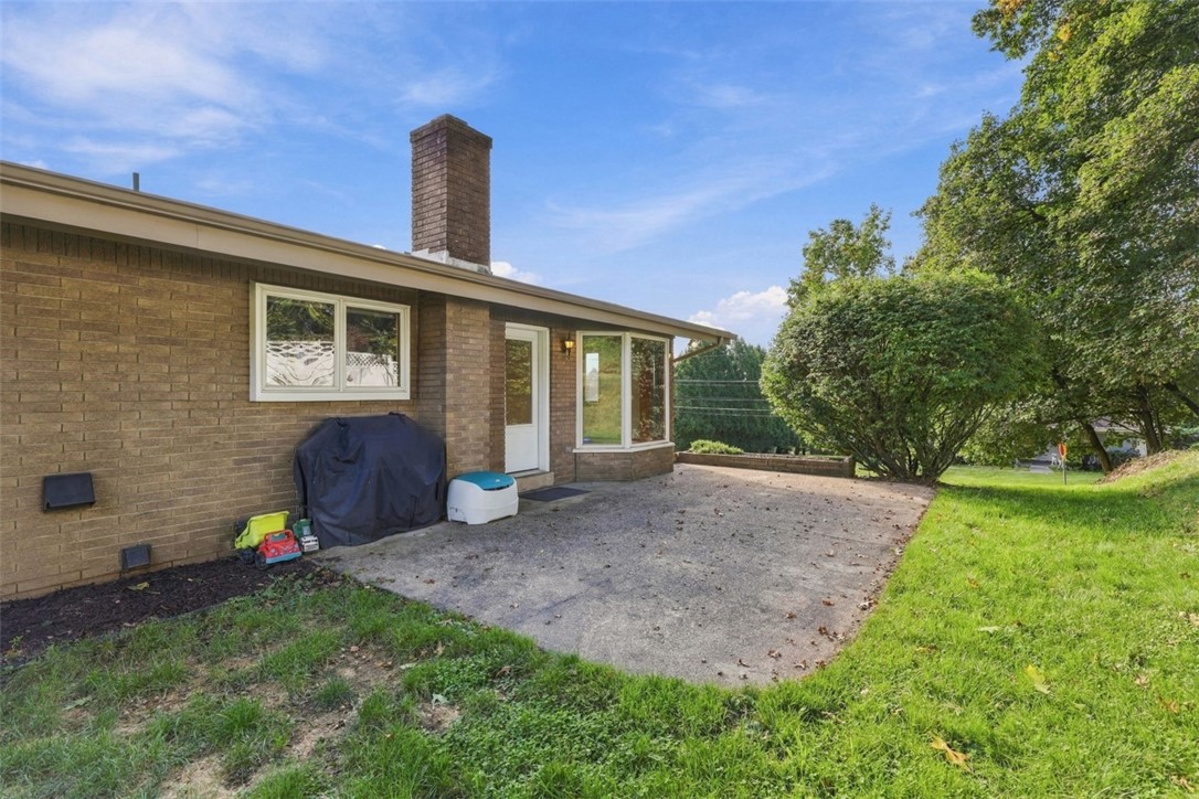125 Schar Ct