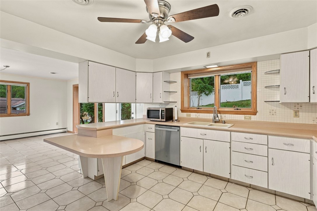 125 Schar Ct