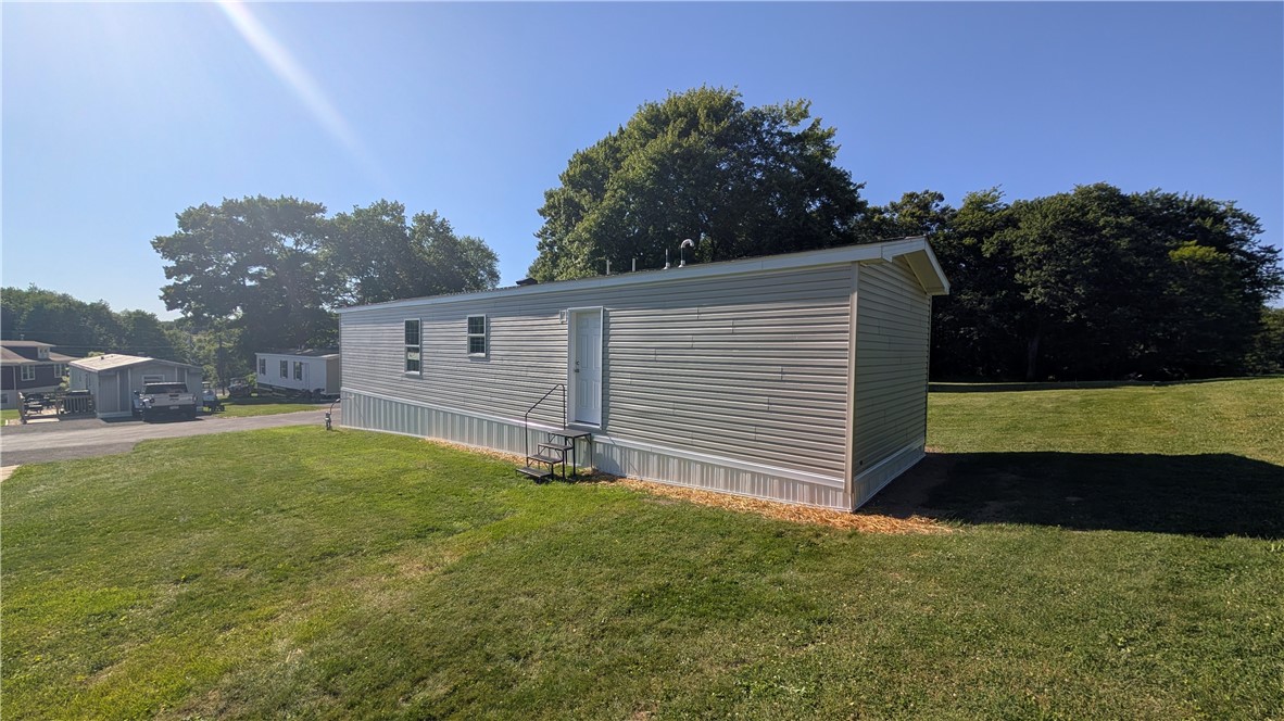 207 Cedar Ln