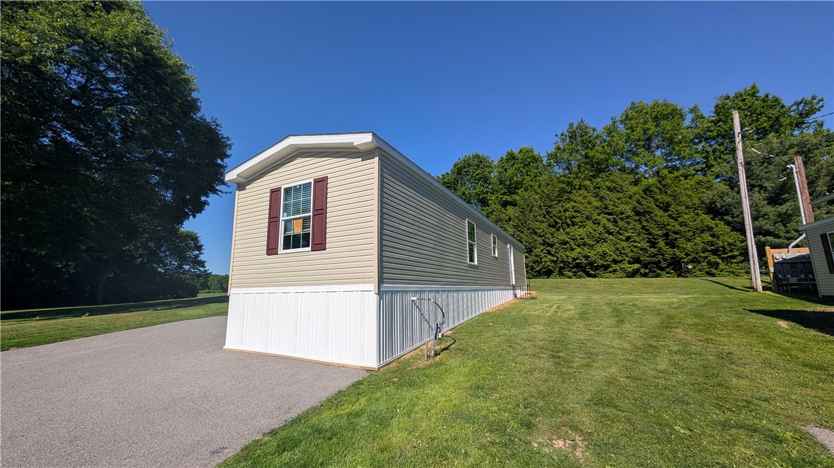 207 Cedar Ln