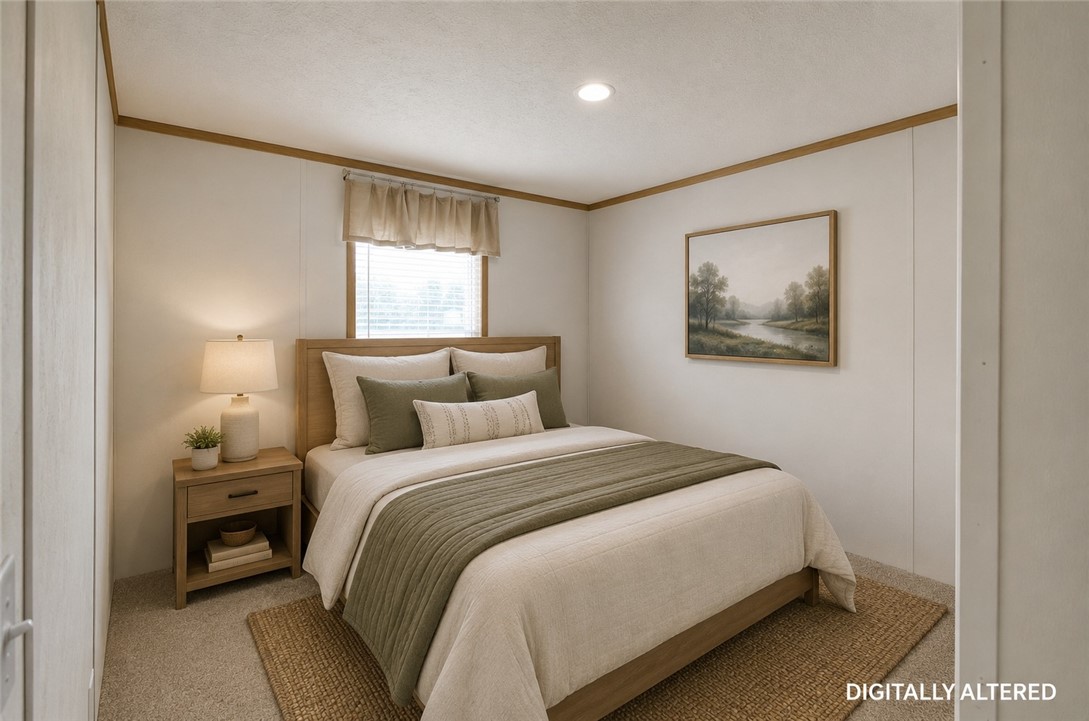 208 Cedar Ln