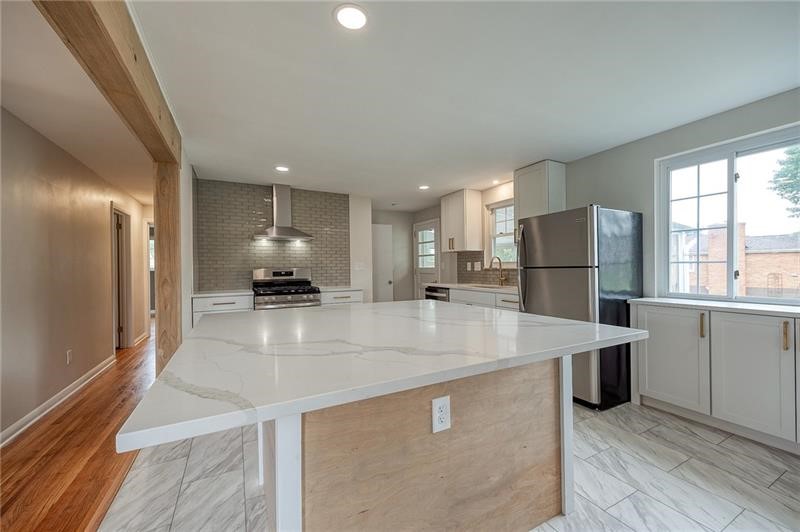 719 Cumberland Rd