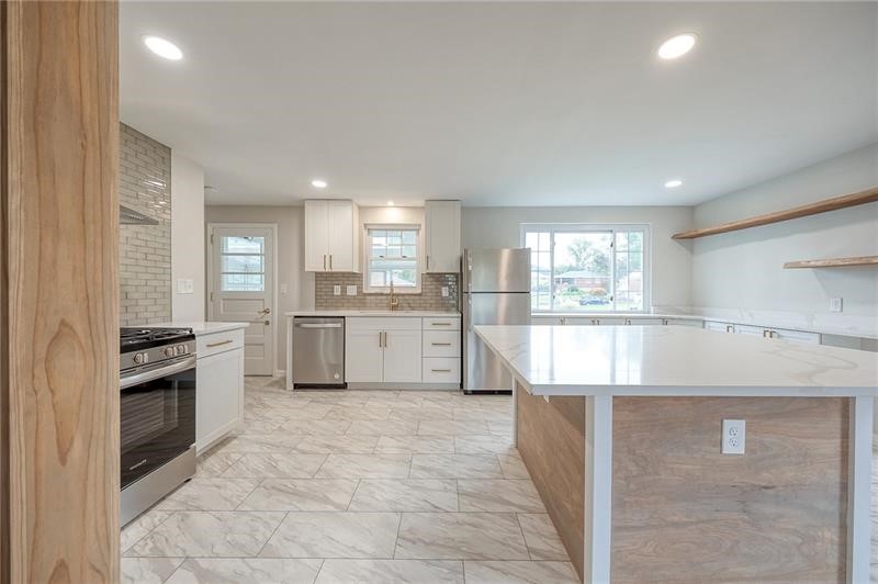 719 Cumberland Rd