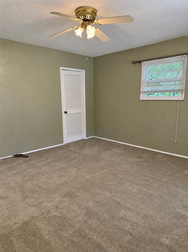 864 Forest Ave