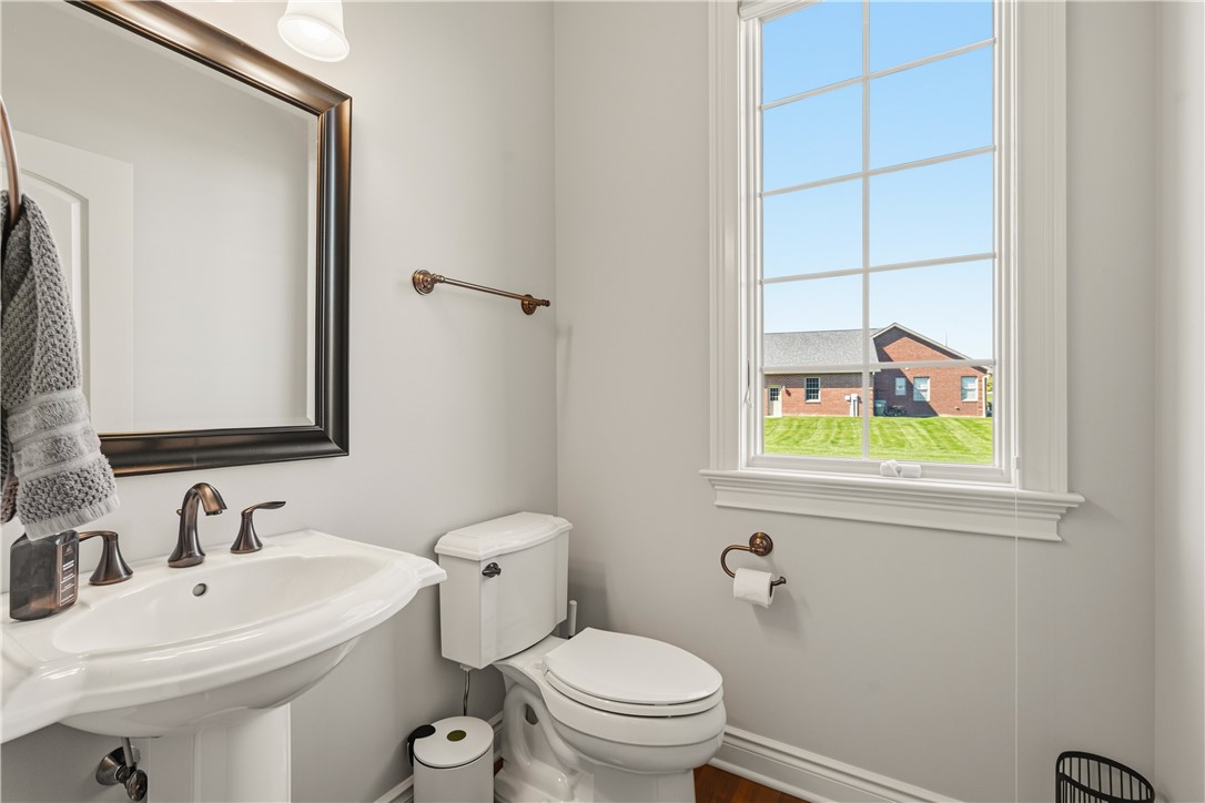 107 Hibernia Dr