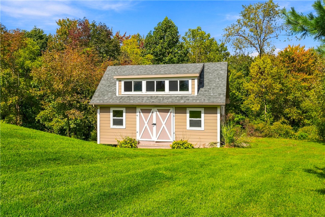 107 Hibernia Dr