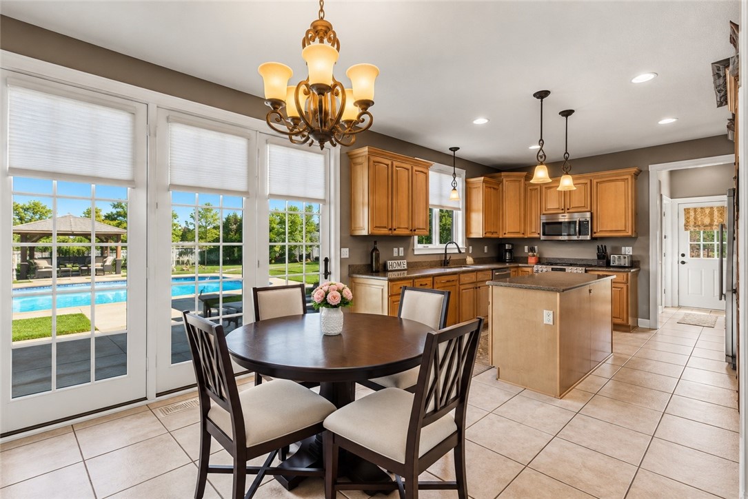107 Hibernia Dr