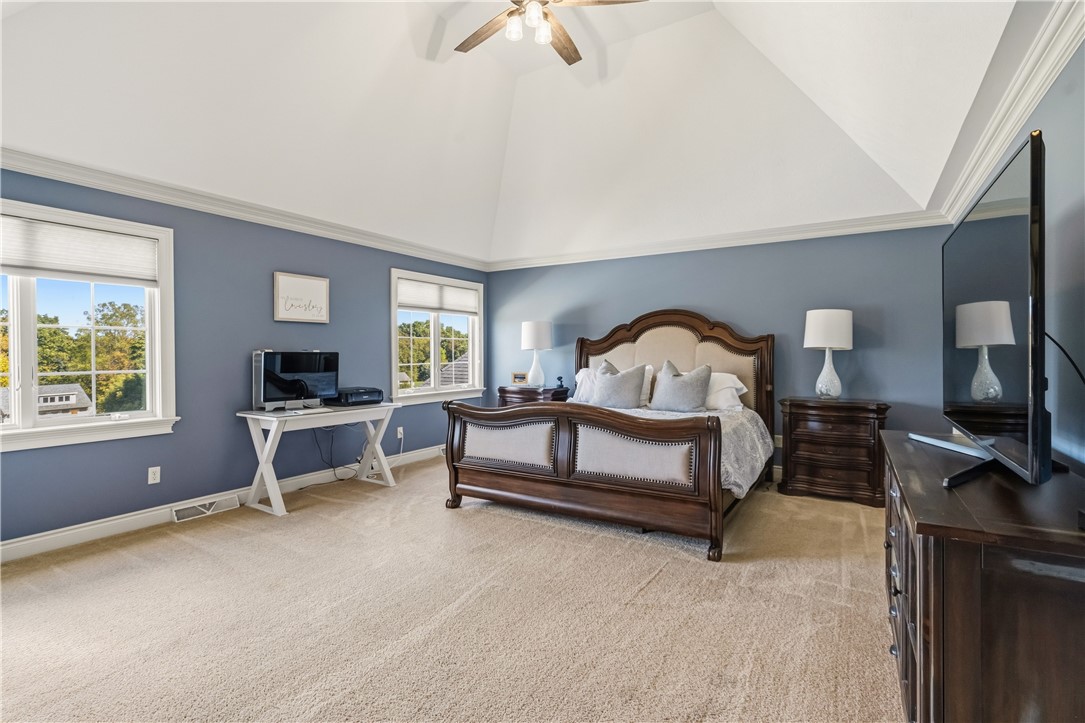 107 Hibernia Dr