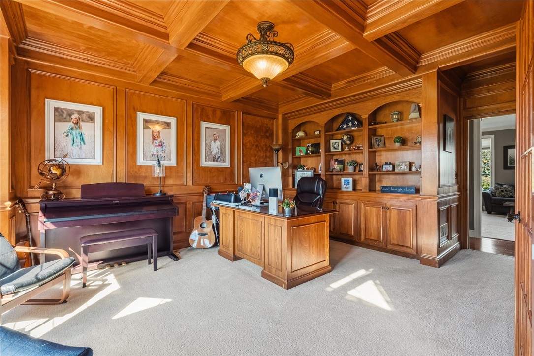 107 Hibernia Dr