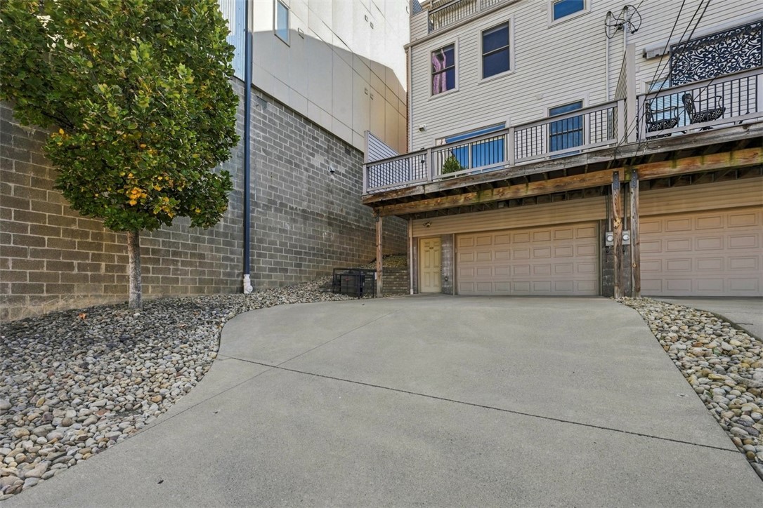 3411 BUTLER