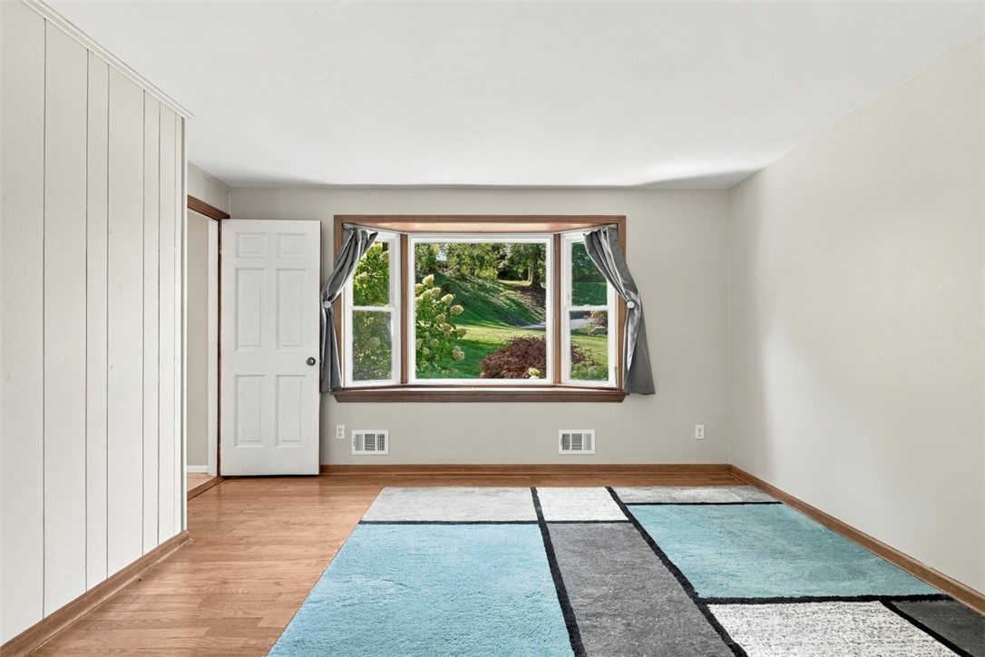 2323 Mill Grove Rd