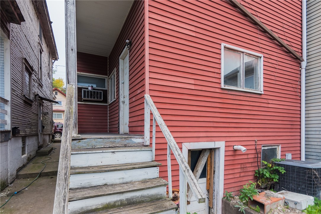 124 Fallowfield Ave