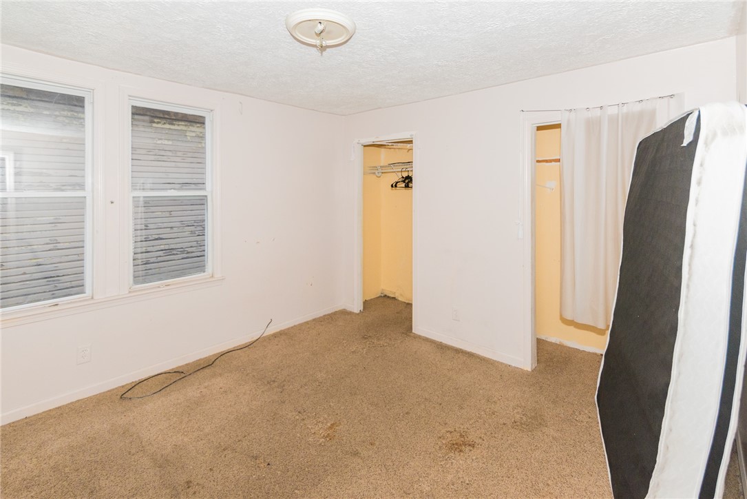 124 Fallowfield Ave