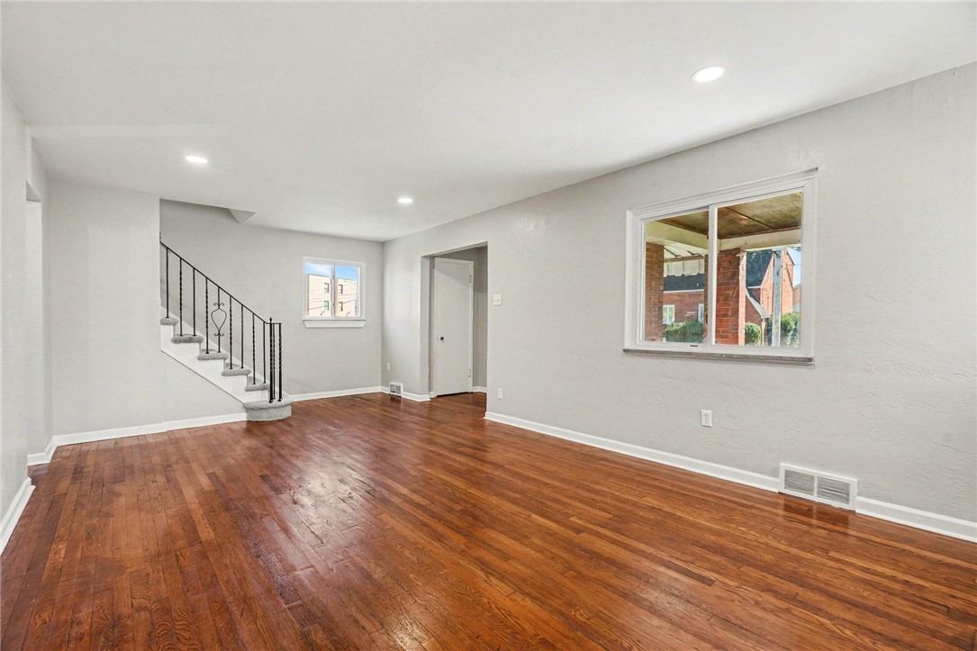 110 Miller Ave