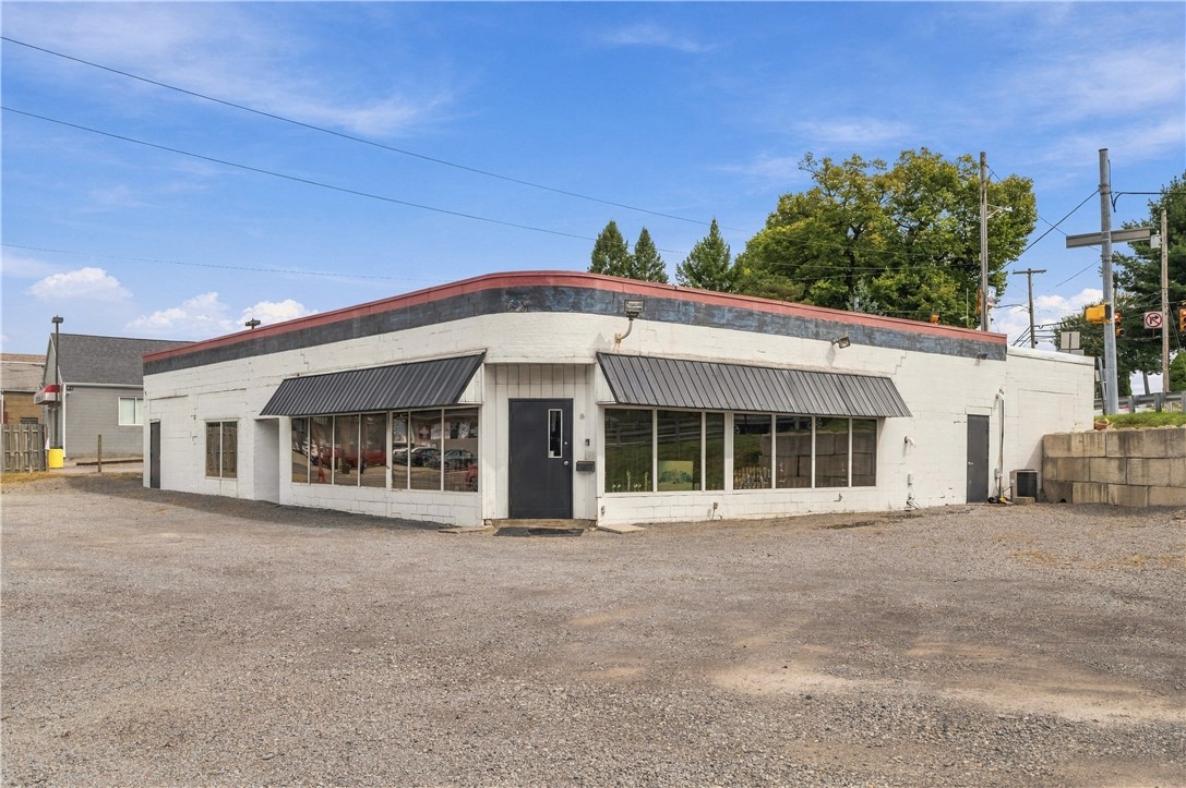 2300 Freeport Rd