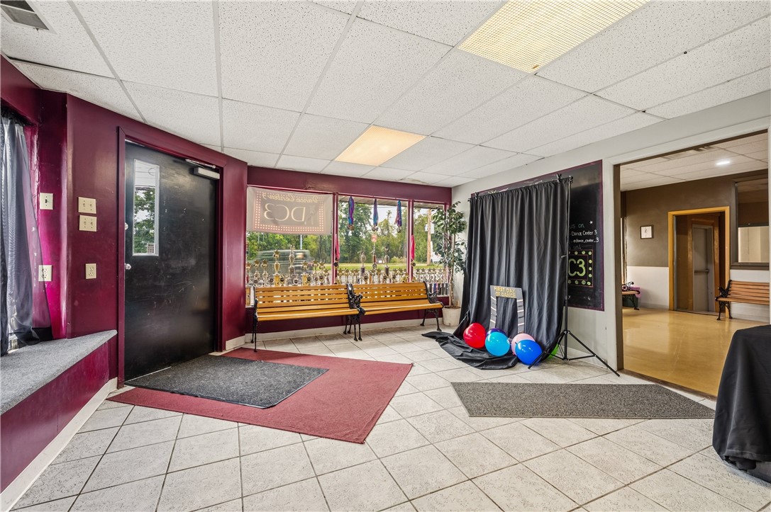 2300 Freeport Rd