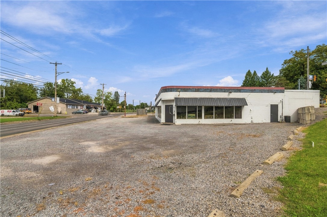 2300 Freeport Rd