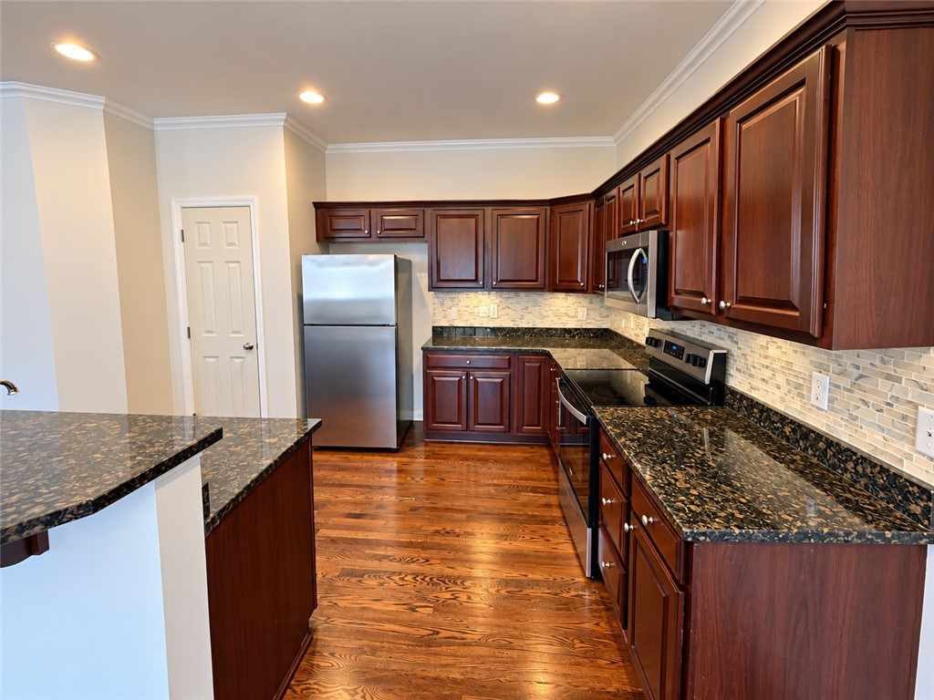 244 Estates Dr