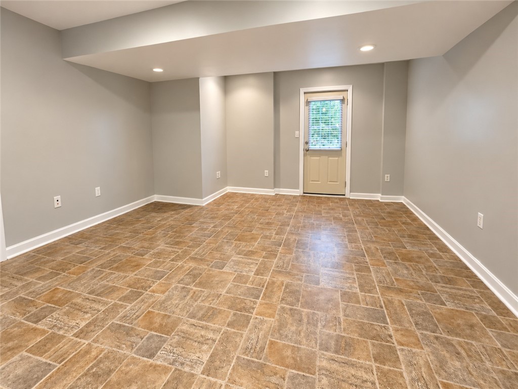 244 Estates Dr